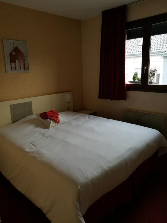 Lys Hotel Halluin Eksteriør bilde