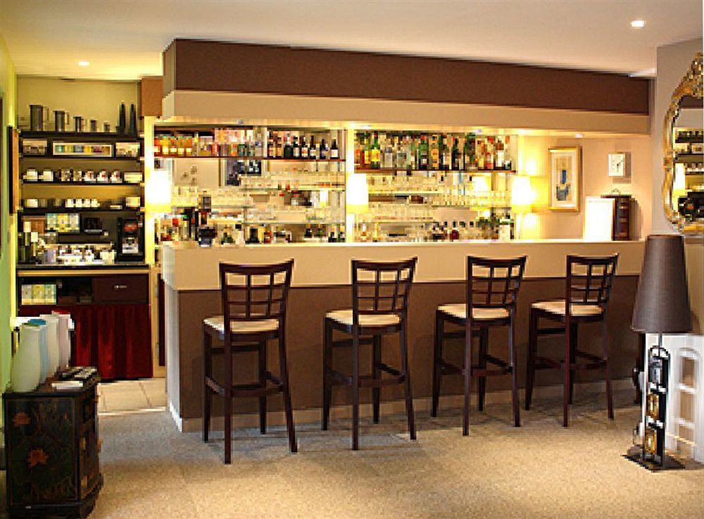 Lys Hotel Halluin Eksteriør bilde
